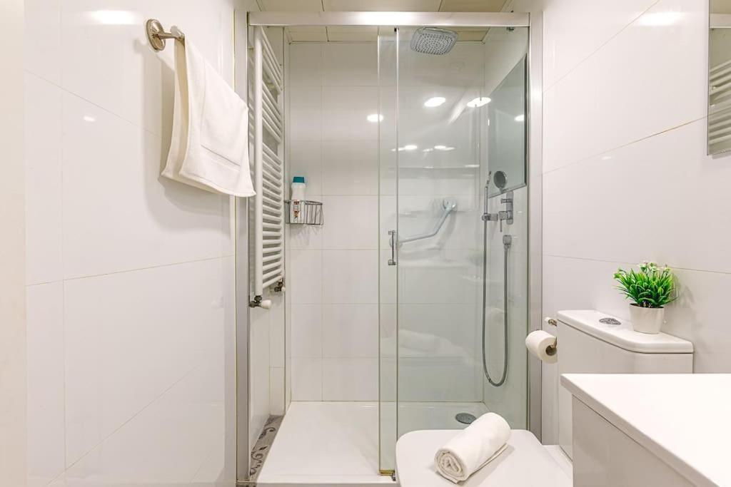 Moderno Apartamento Con Ac En Lorenzo Casanova Daire Alicante Dış mekan fotoğraf